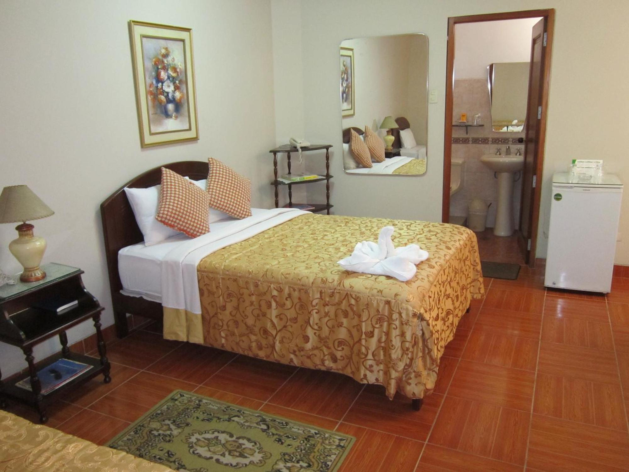 Hotel Suite Plaza Trujillo Eksteriør billede